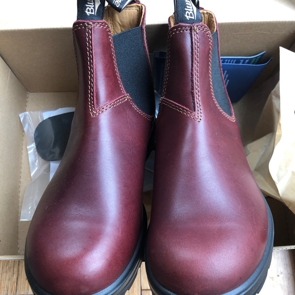 Blundtstone Redwood Chelsea Boots 1440 EU size 4/women’s 7/men’s 5.